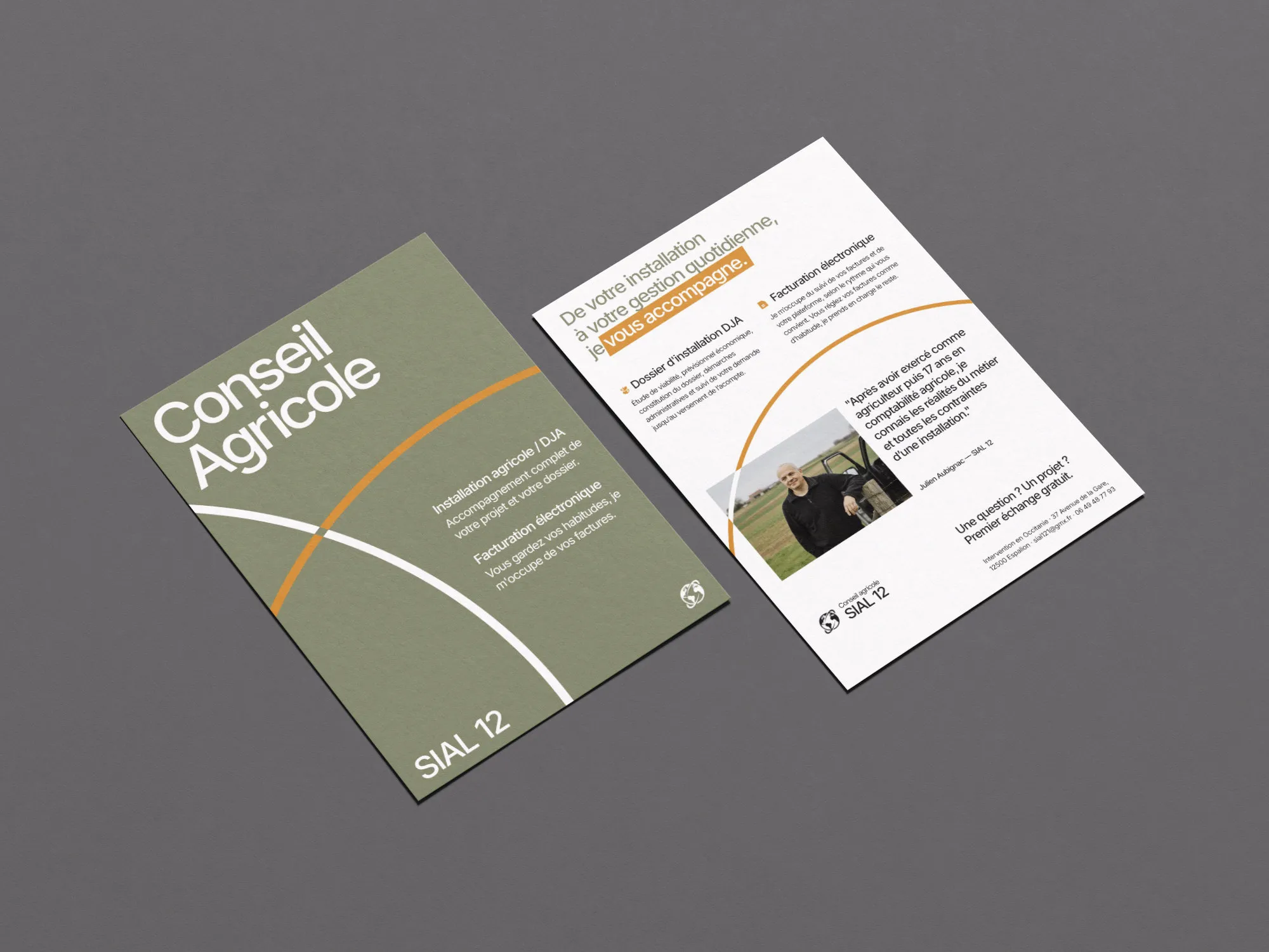 Recto et verso du flyer SIAL 12, avec l’identité graphique et les services de conseil agricole.